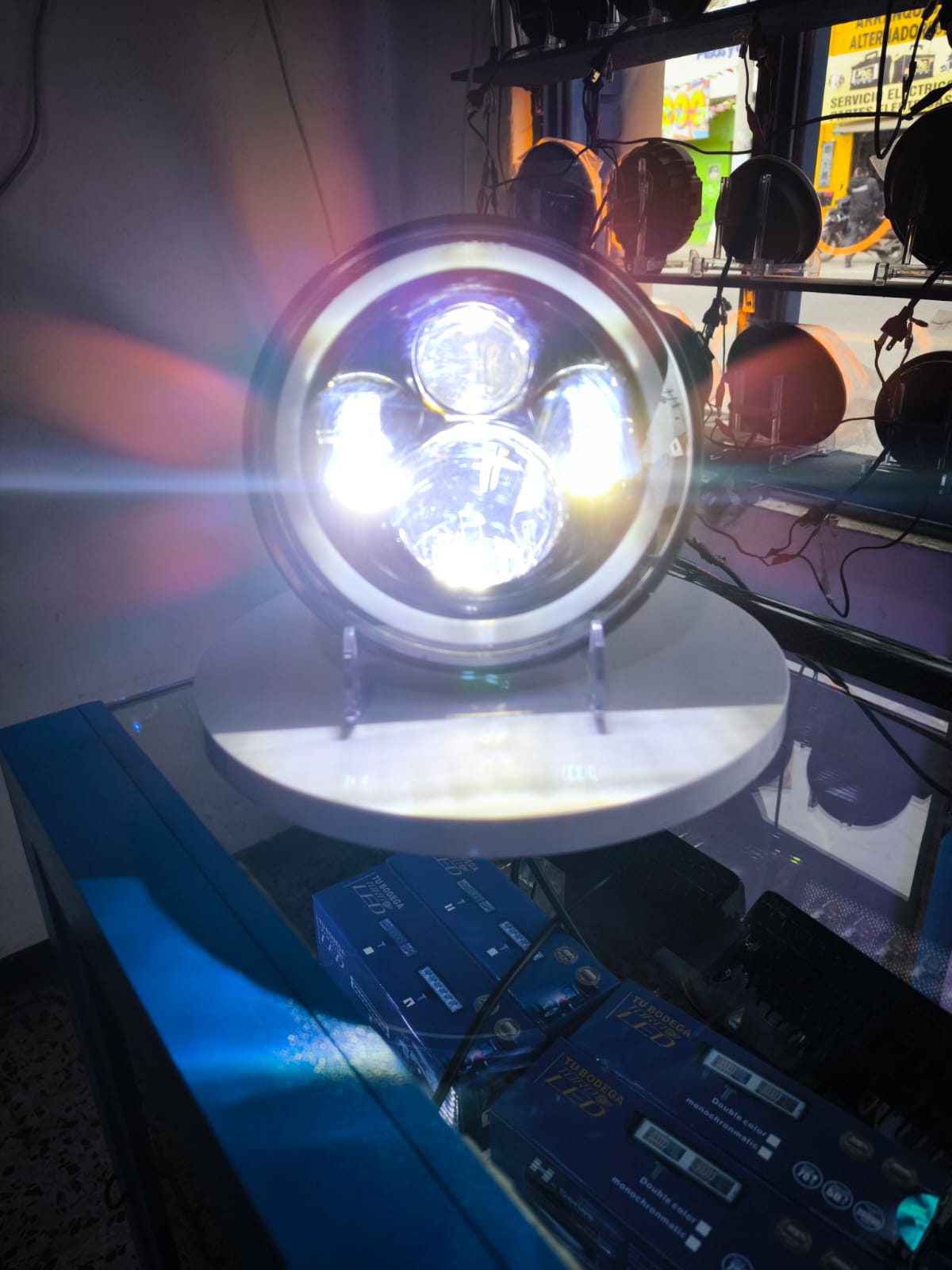 Miniatura 3 de FAROLA 7 PULGADAS (TB005)